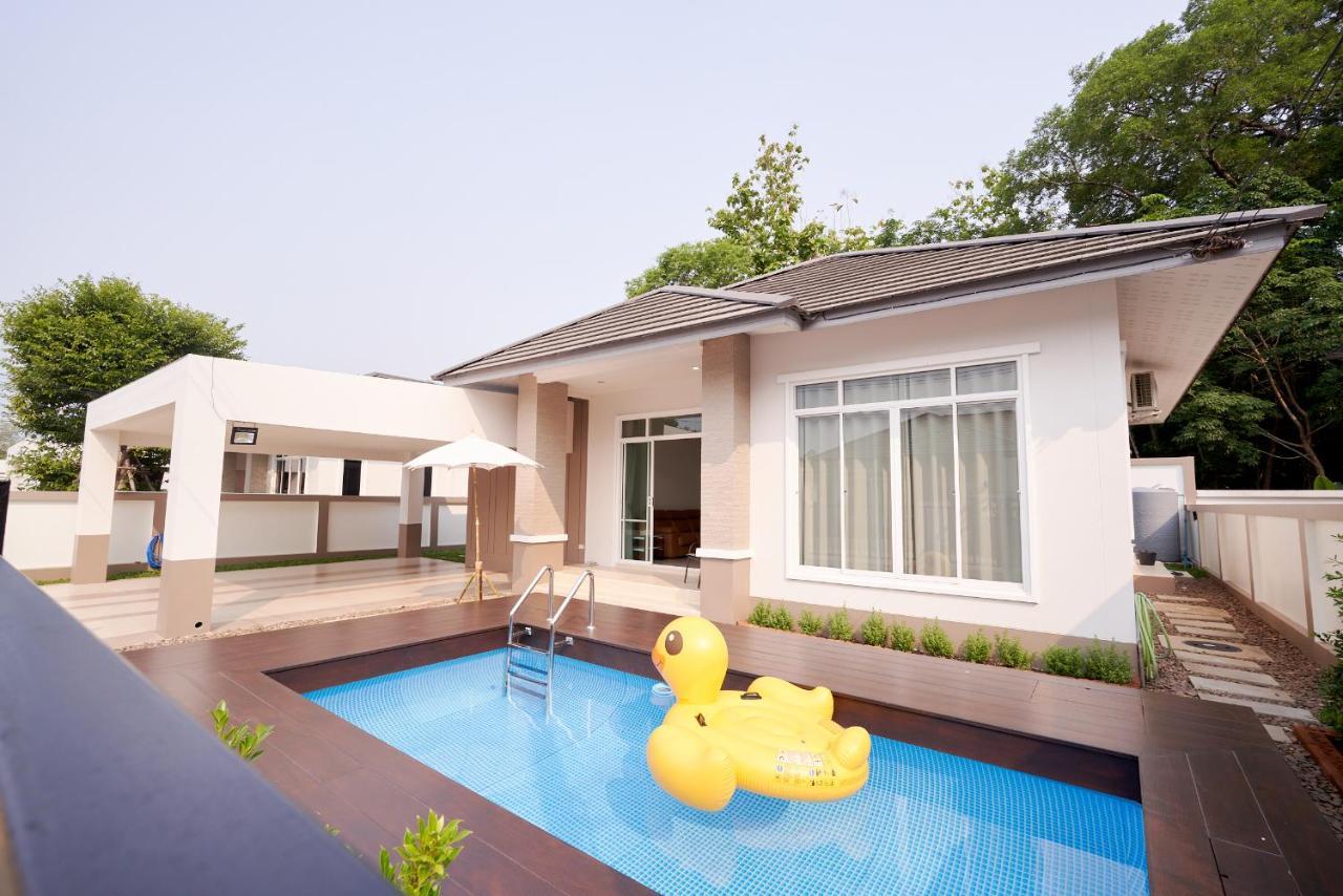 Blue Cat Pool * Chanthaburi
